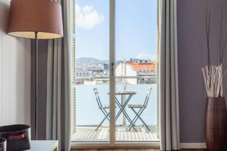 Wonderful 2-bd With Balcony Plaza Cataluña Barcelona