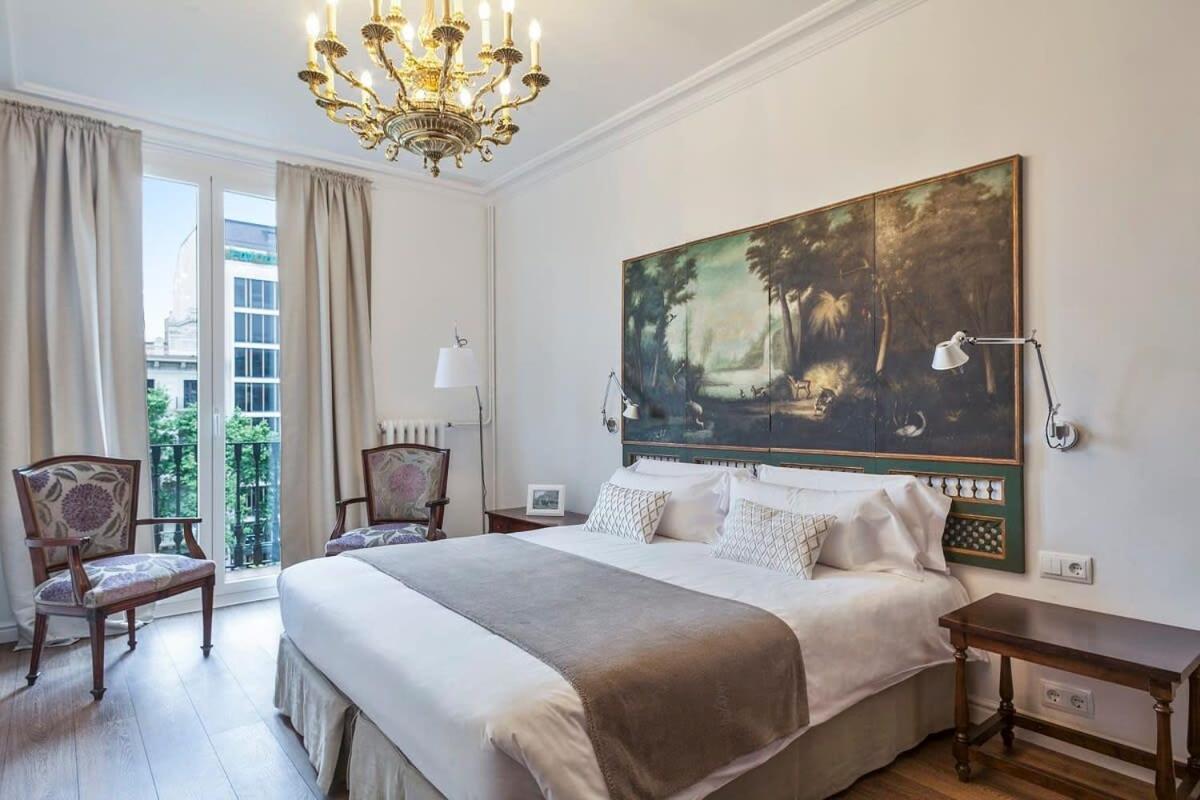 Apartment Casa Batllo - Luxury Historic 4bd 4bth For 9 Guests *