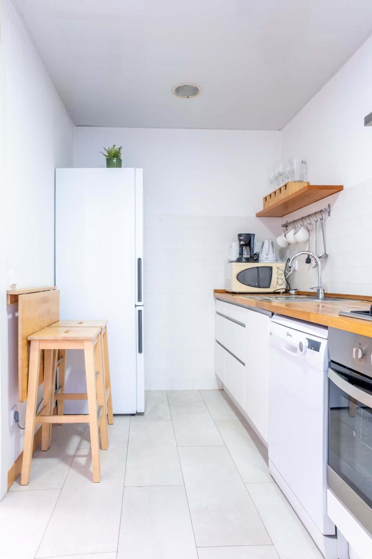 Bright 4bd With Terrace Near Arc De Triomf Barcelona