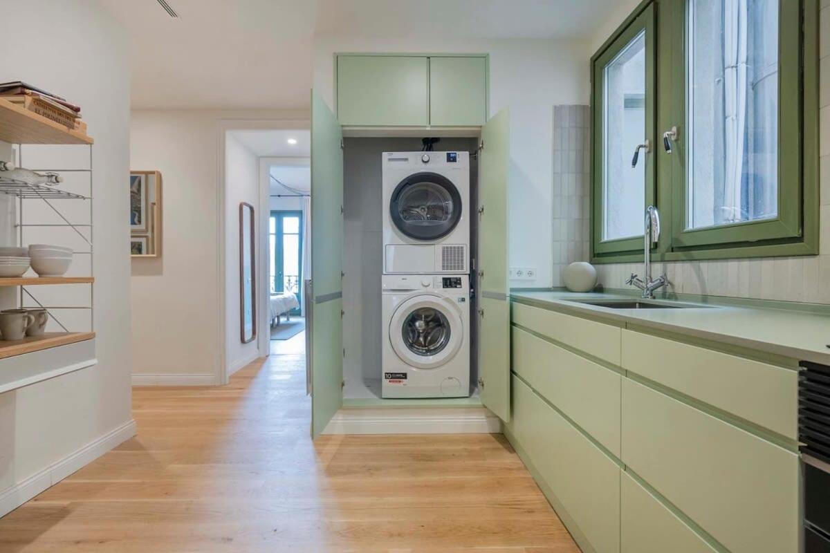 Apartment Amazing 5 Bedrooms 5 Bathrooms By Plaza Catalunya
