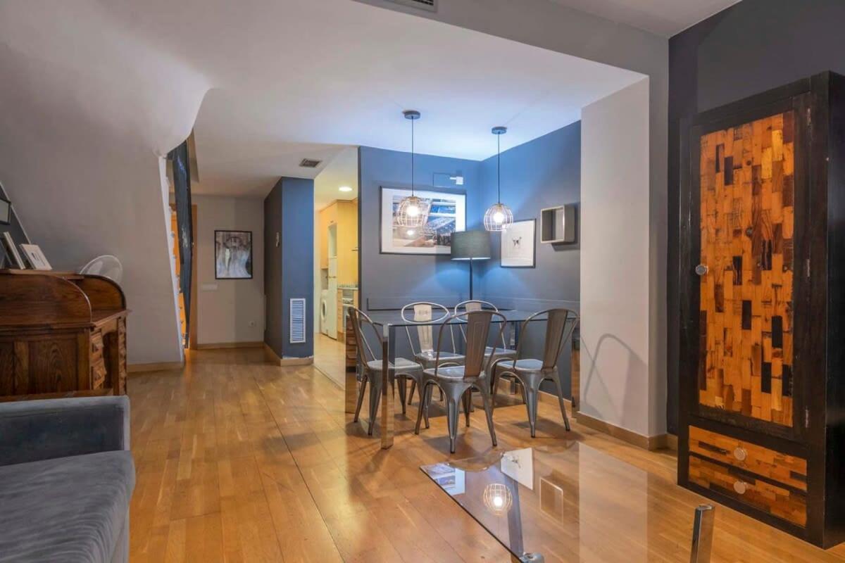 Bright And Modern Duplex With Terrace In Eixample District P1 Apartment *