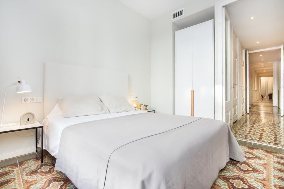 4 Bedroom With A Balcony In Ramblas 2 2