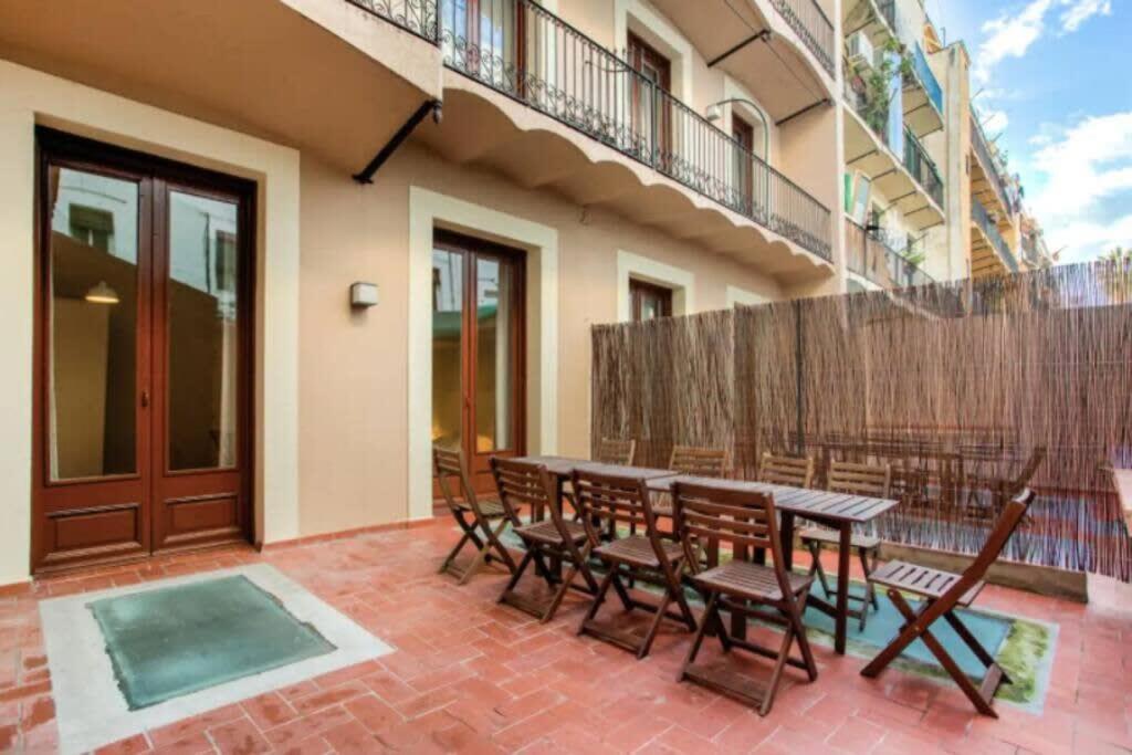 Bright And Modern 4bedroom With Terrace In Ramblas P1 Apartamento Barcelona