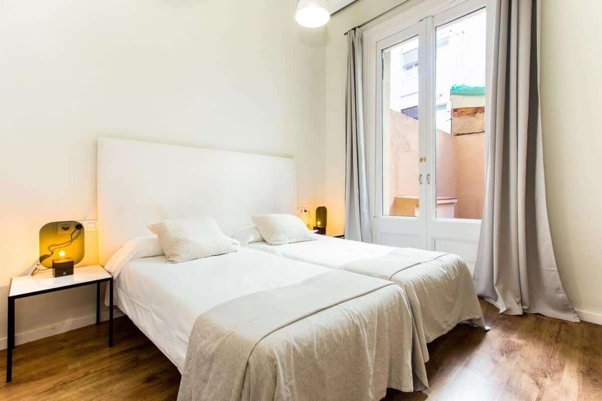 Bright And Modern 4bedroom With Terrace In Ramblas P1 Apartamento