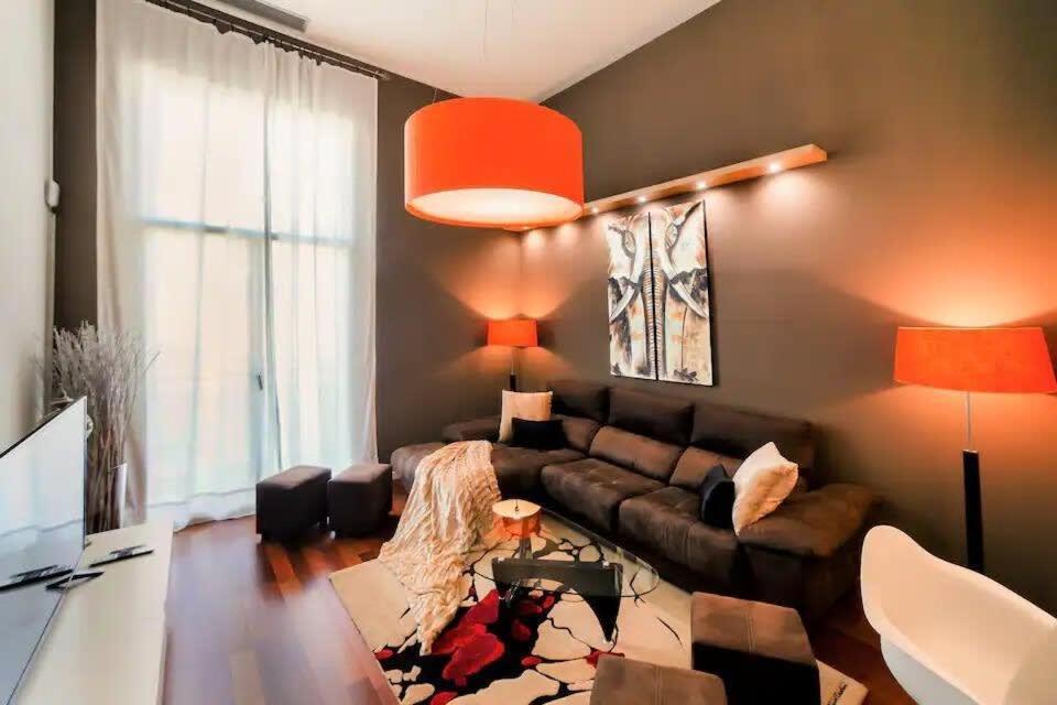 Luxury Duplex In The Heart Of *