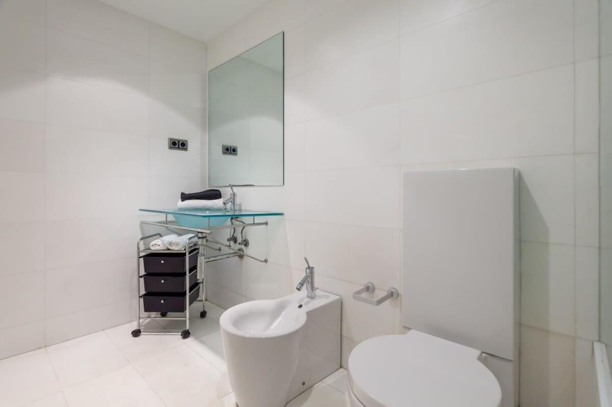 Apartment 3bedroom Duplex With Balcony In Plaza Cataluna Barcelona