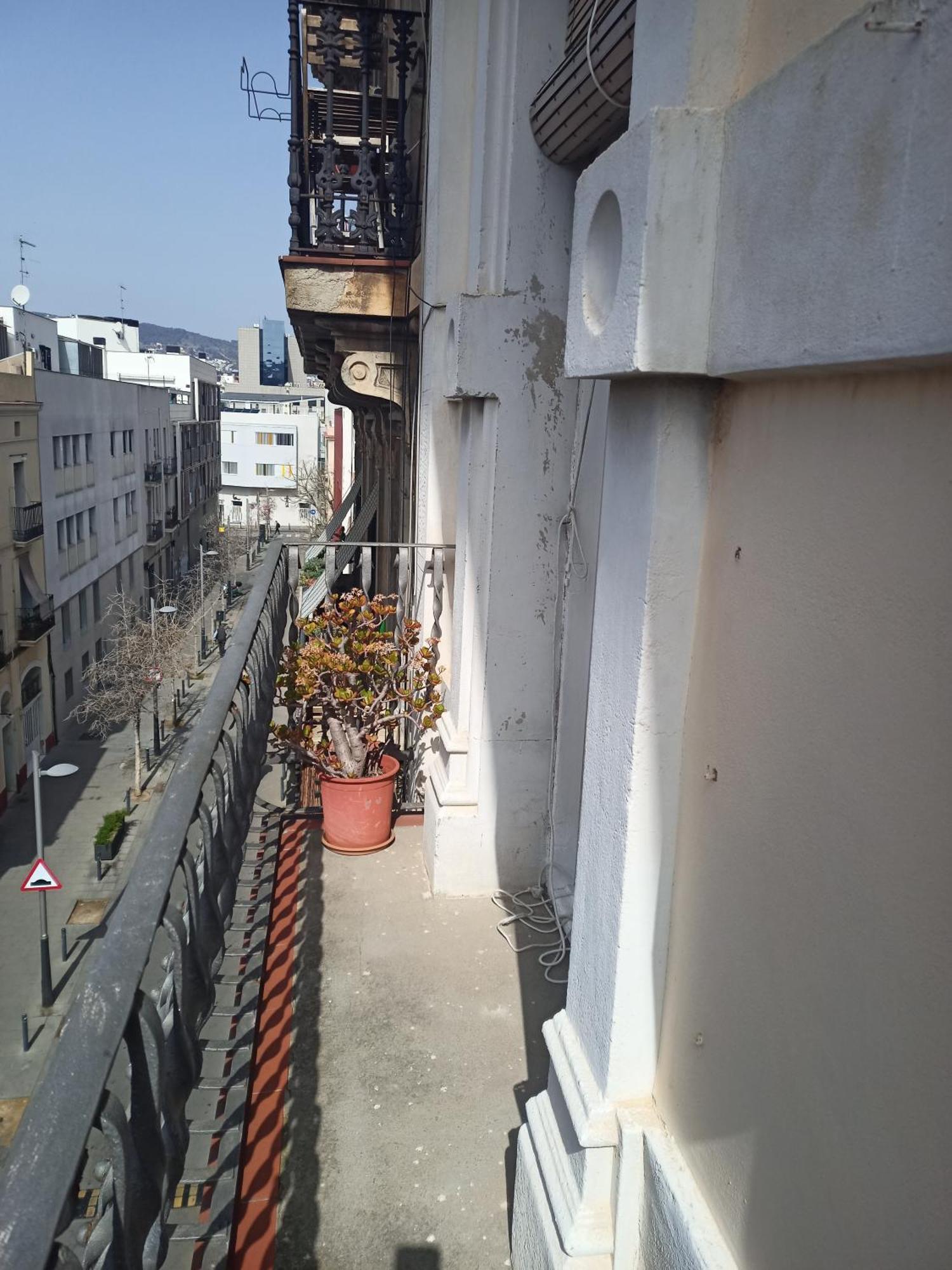 Fira Plaza Espana 3th Floor Balcony Apartment *