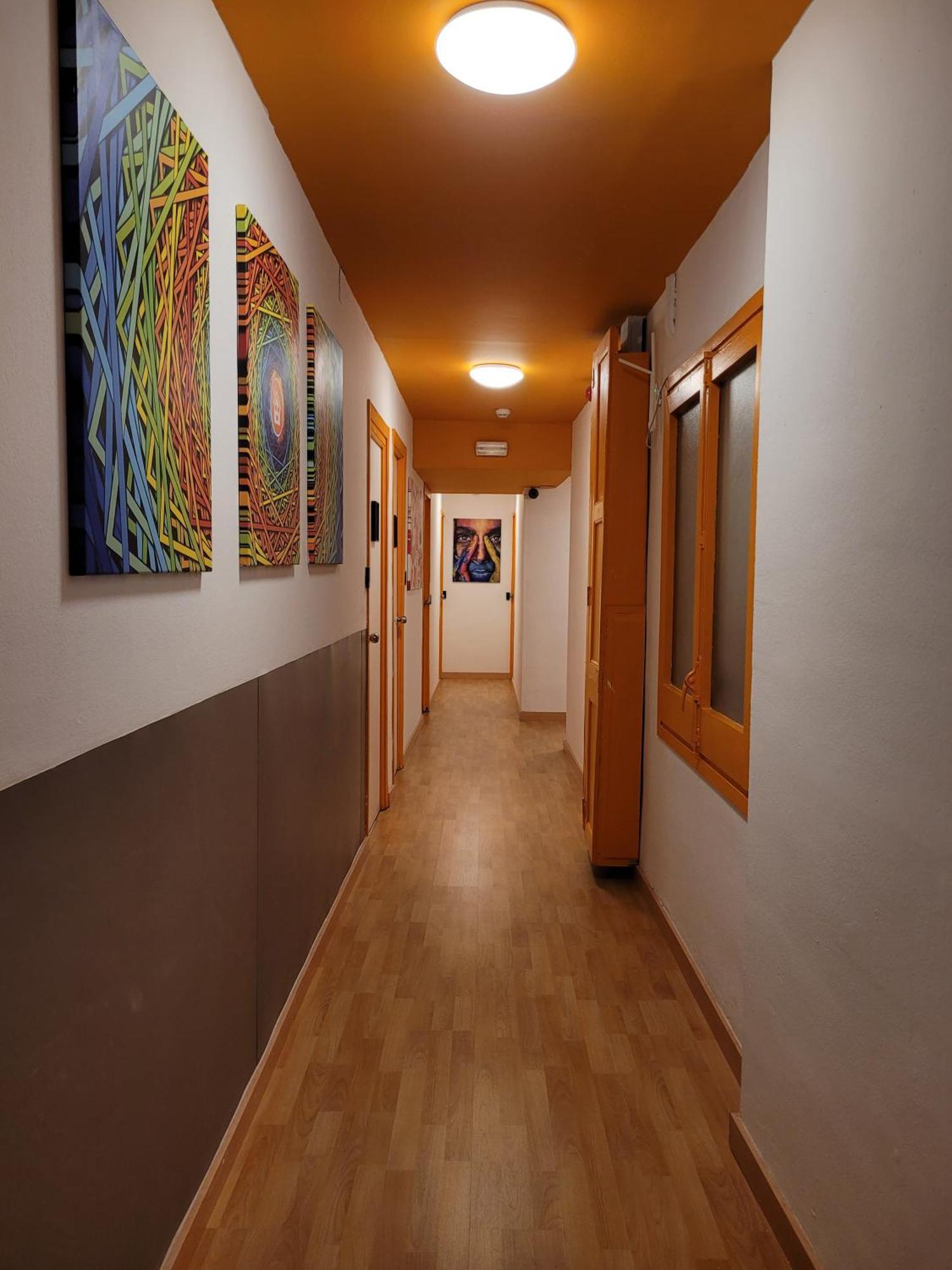 Arc House Gracia Hostal *