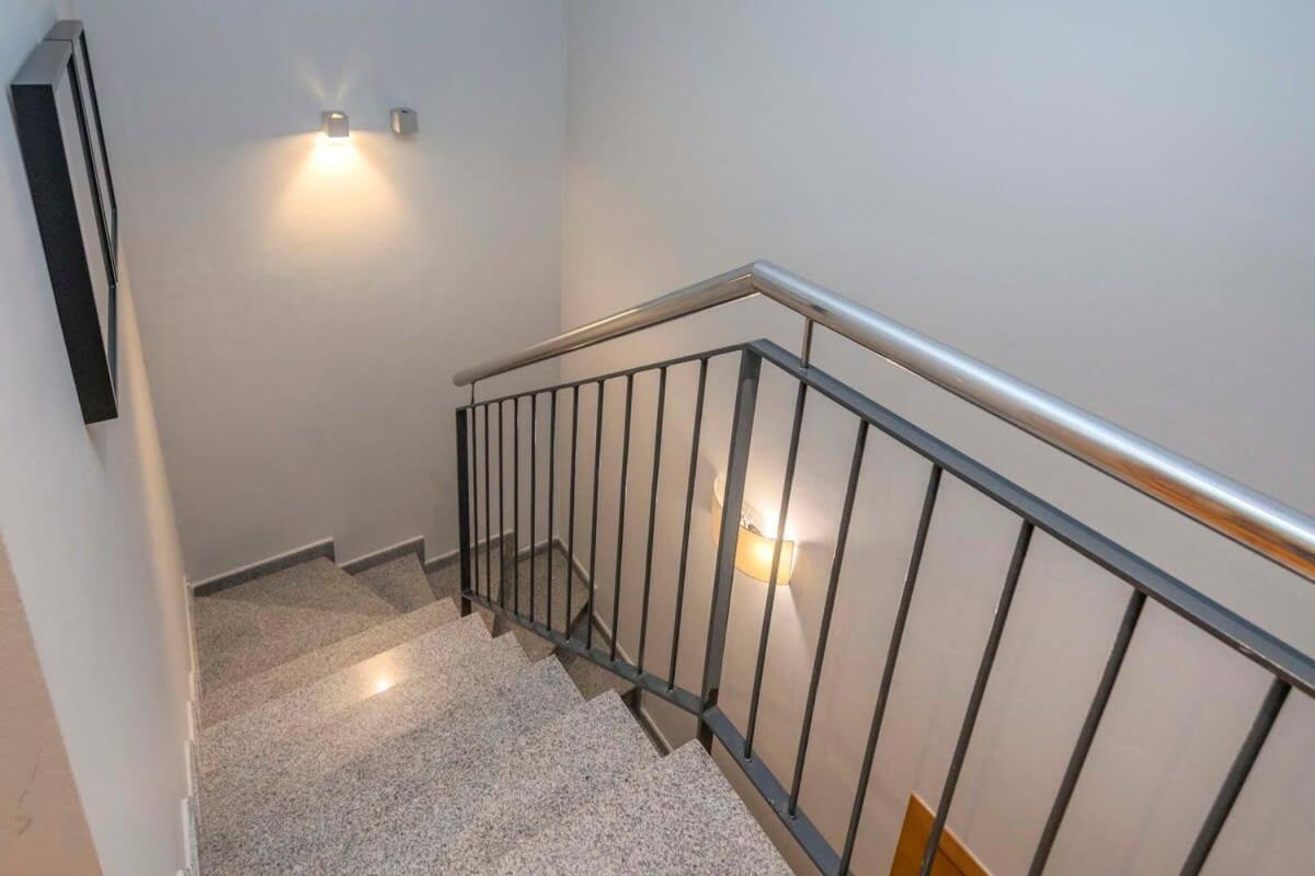 2 Bedroom Duplex With Balcony 4-3 Barcelona