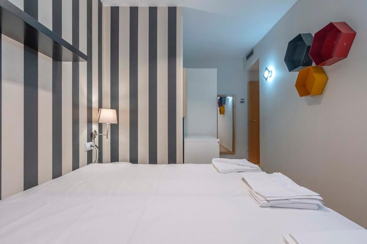 2 Bedroom Duplex With Balcony 4-3 Apartamento
