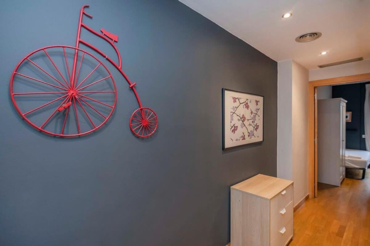 2 Bedroom Duplex With Balcony 4-3 Apartamento Barcelona