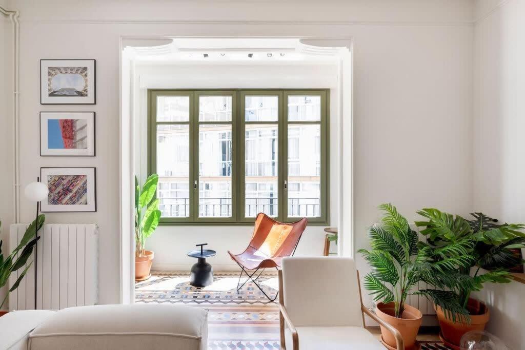 Apartment Amazing 5 Bedrooms 5 Bathrooms By Plaza Catalunya *