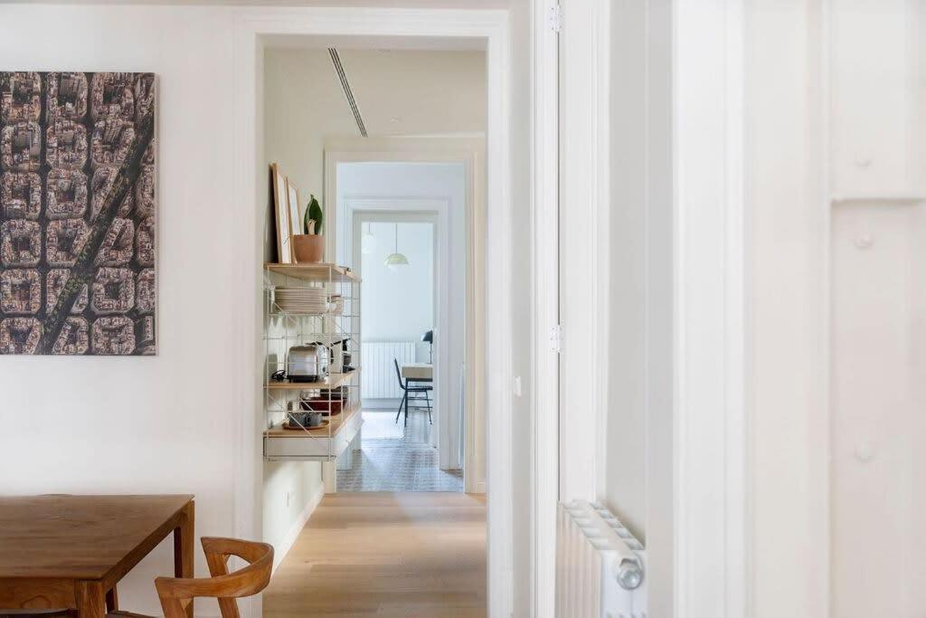 Amazing 5 Bedrooms 5 Bathrooms By Plaza Catalunya Apartment