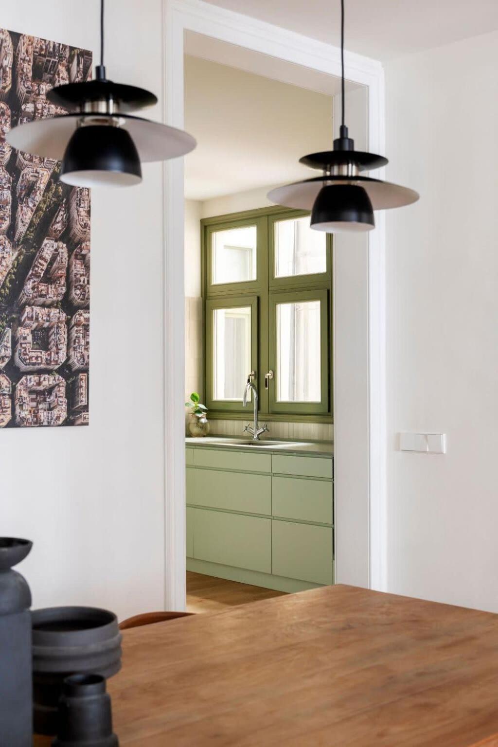 Amazing 5 Bedrooms 5 Bathrooms By Plaza Catalunya Apartment *