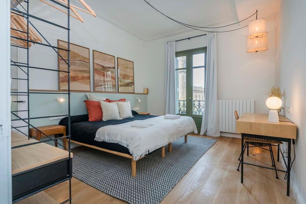 Amazing 5 Bedrooms 5 Bathrooms By Plaza Catalunya Apartment Barcelona