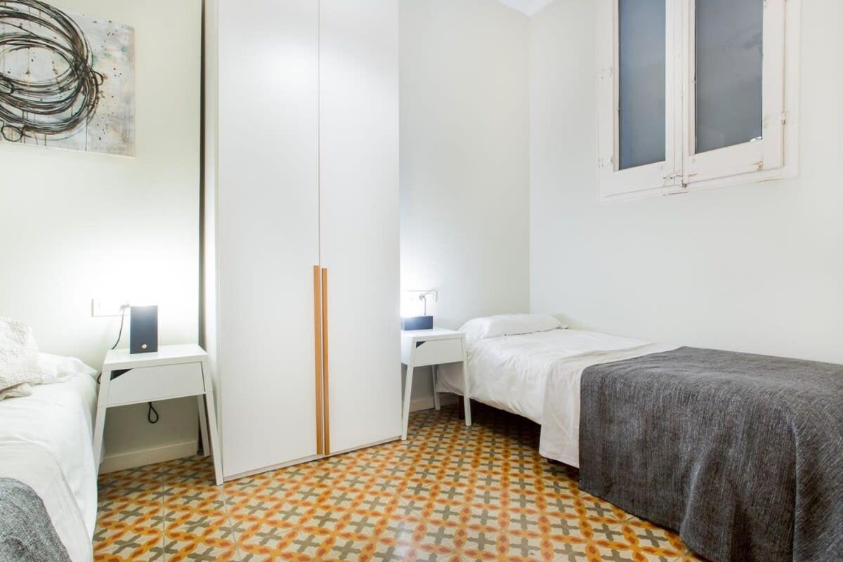 4 Bedroom With A Balcony In Ramblas 2 2 Apartamento *