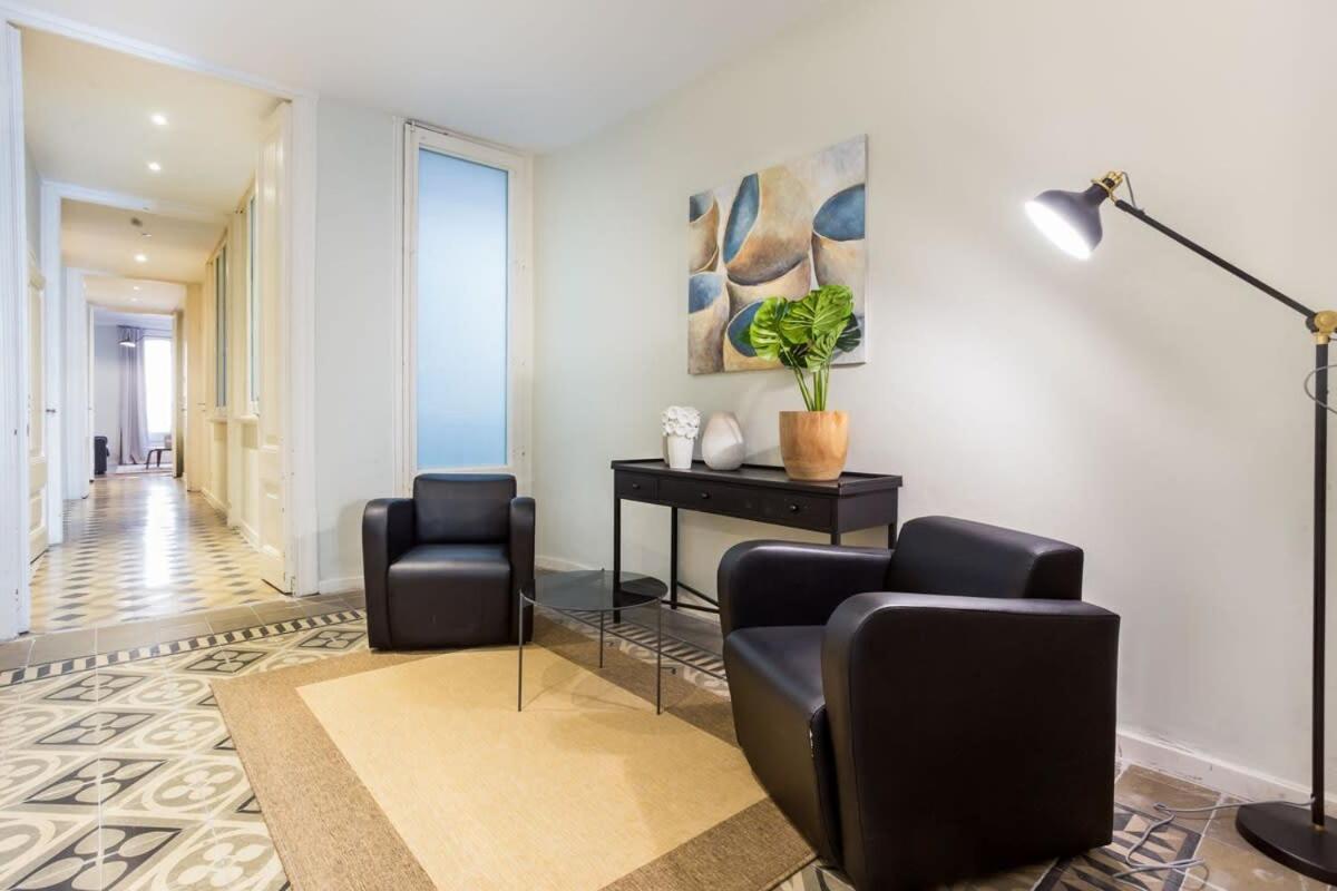 4bedroom With Balcony In Ramblas 1 1