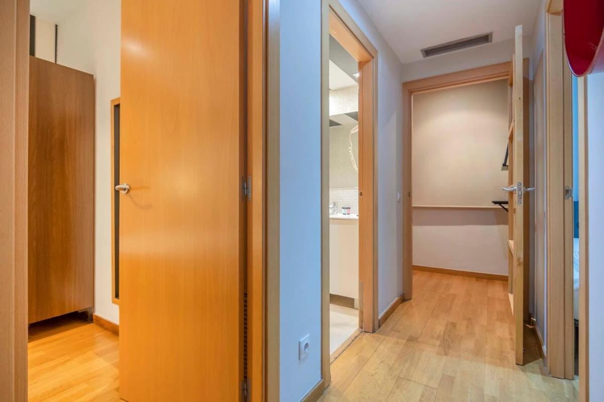 2 Bedroom With Balcony In Eixample 1-1 Apartamento Barcelona