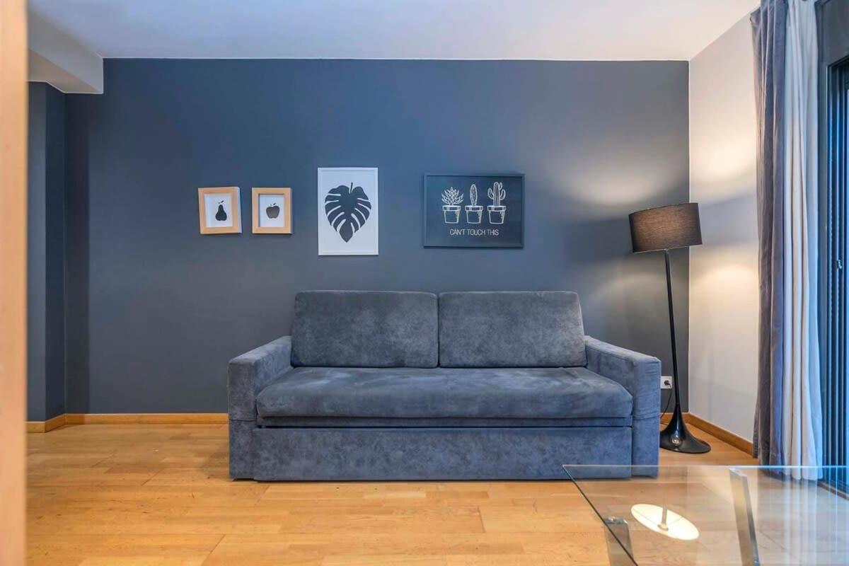 Modern And Bright In Eixample 1-3 *