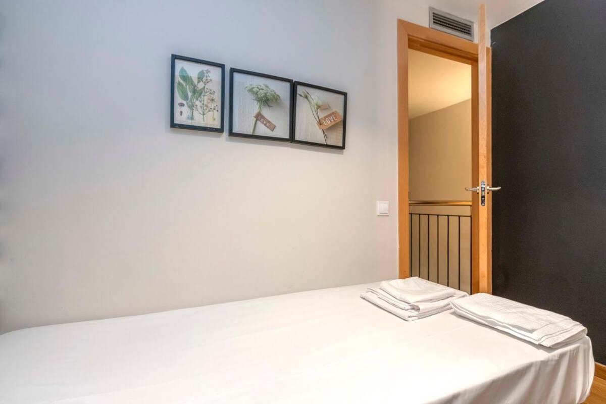 Apartment Bright And Modern Duplex With Terrace In Eixample District P1 Barcelona