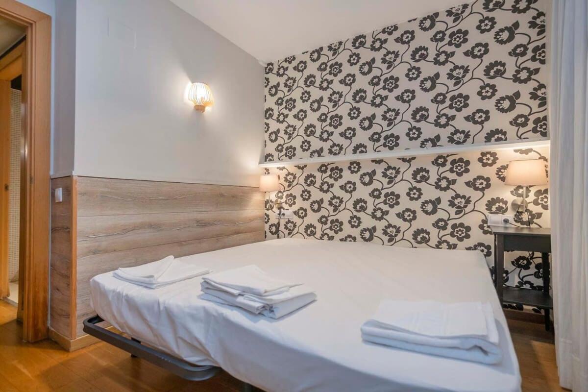 Apartment Bright And Modern Duplex With Terrace In Eixample District P1 Barcelona