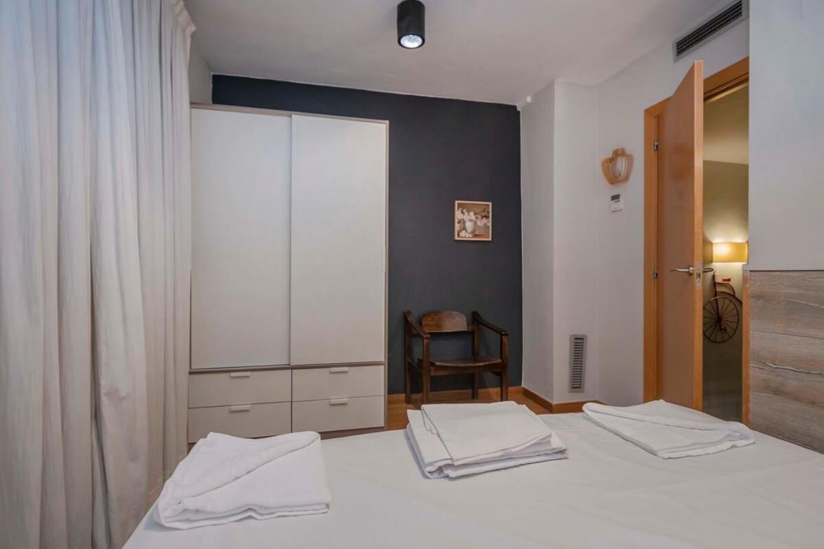 Apartment Bright And Modern Duplex With Terrace In Eixample District P1 *