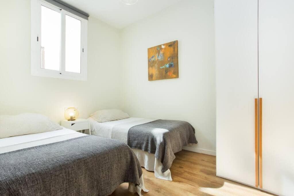 4bedroom With Balcony In Ramblas 3-2
