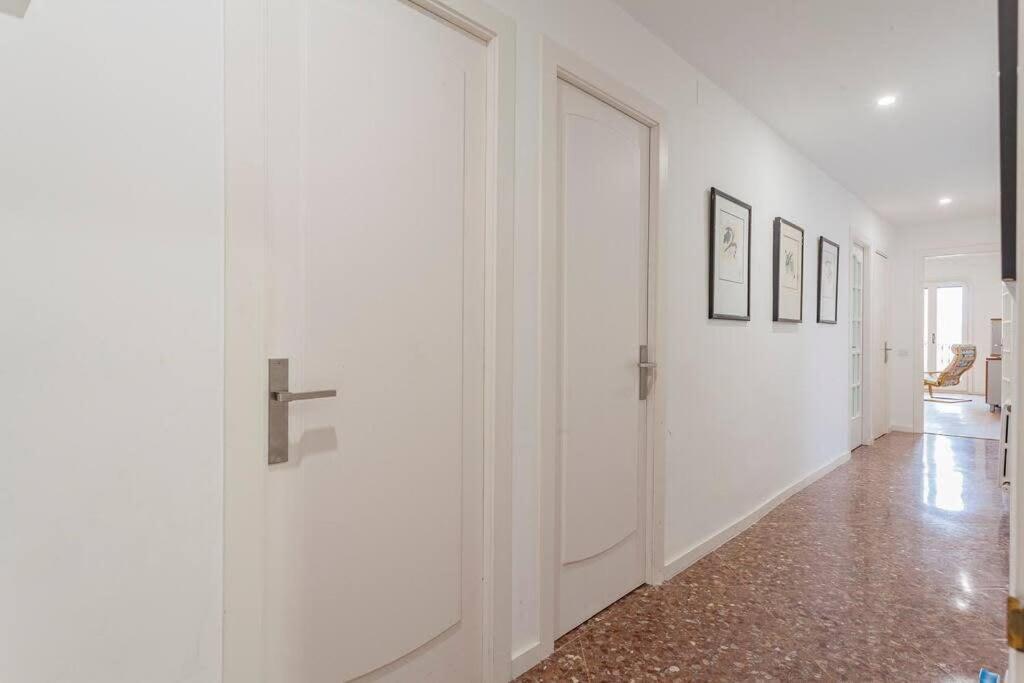 Apartamento Big For 14 In The Heart Of Eixample *