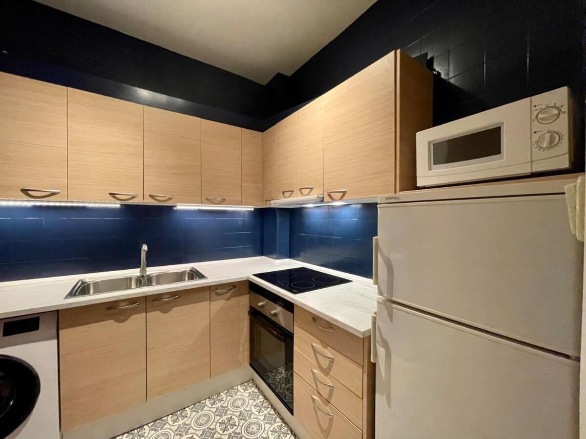 Apartamento Sagrada Familia 4bd Only For Families Or Business Groups *