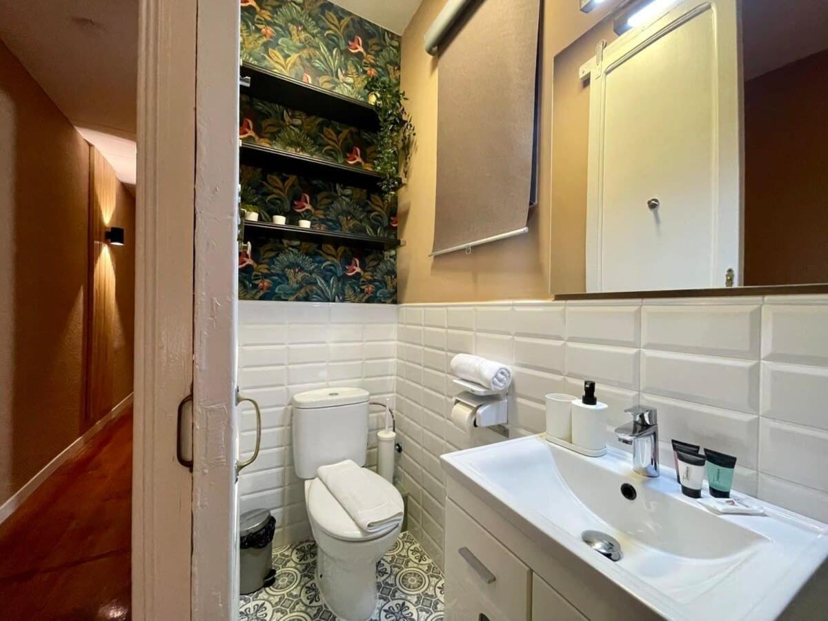 Apartamento Sagrada Familia 4bd Only For Families Or Business Groups