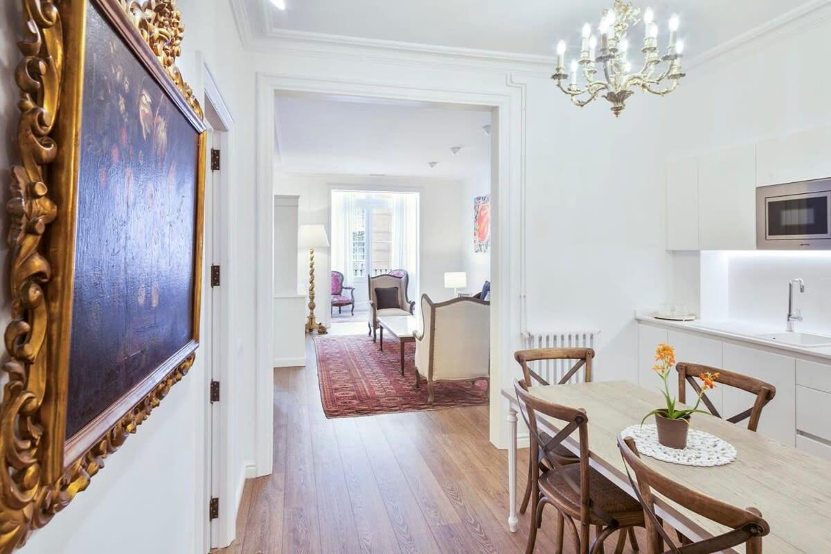 Apartment Casa Batllo - Luxury Historic 4bd 4bth For 9 Guests Barcelona