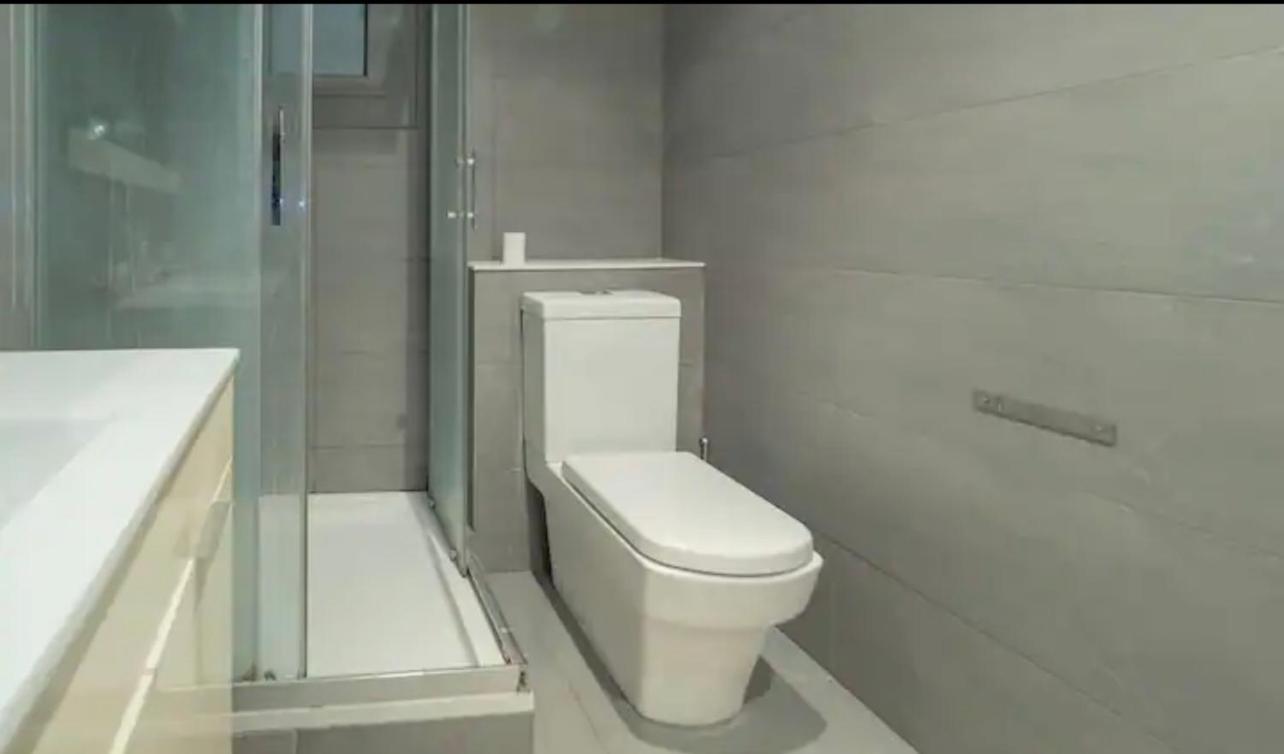 Bonito Apartamento En Zona Centrica De Barcelona