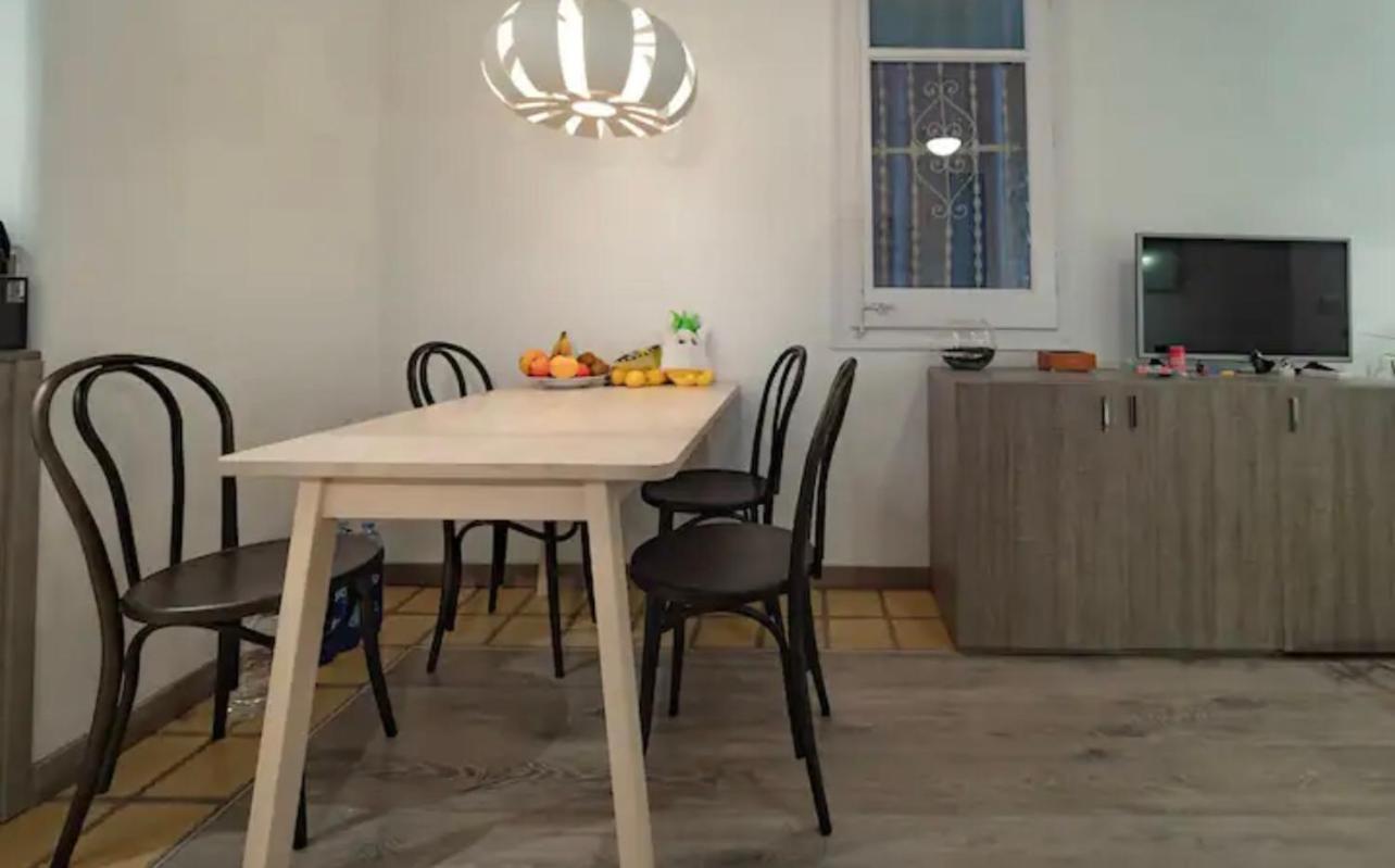 Bonito Apartamento En Zona Centrica De Barcelona