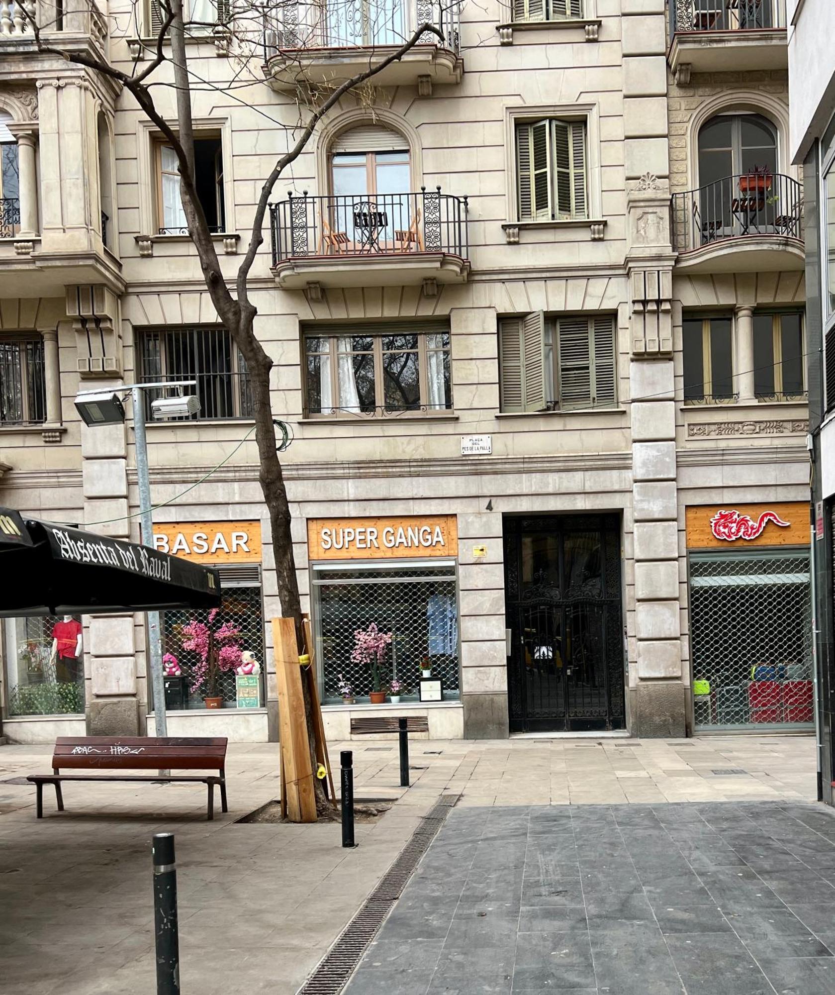 Bonito Apartamento En Zona Centrica De *