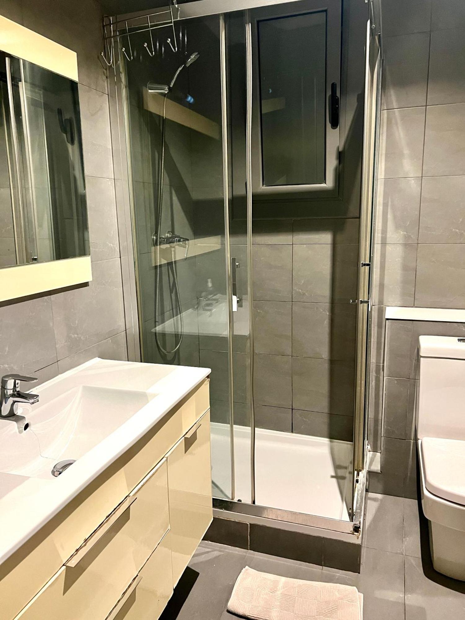 Bonito Apartamento En Zona Centrica De Apartment