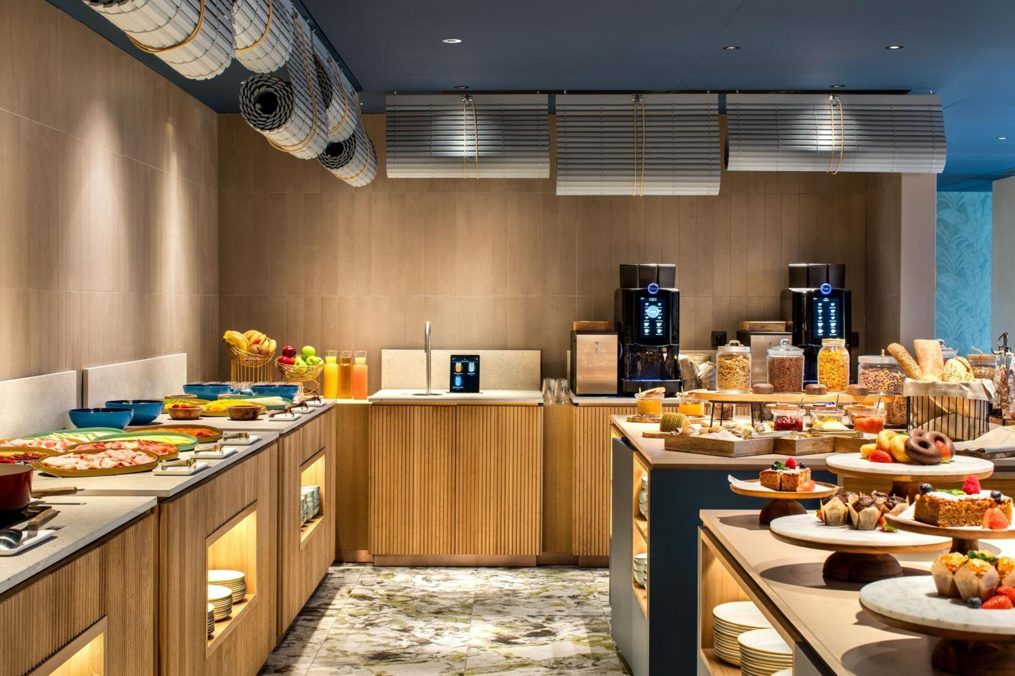 Hotel Labtwentytwo Barcelona, A Tribute Portfolio By Marriott 4*