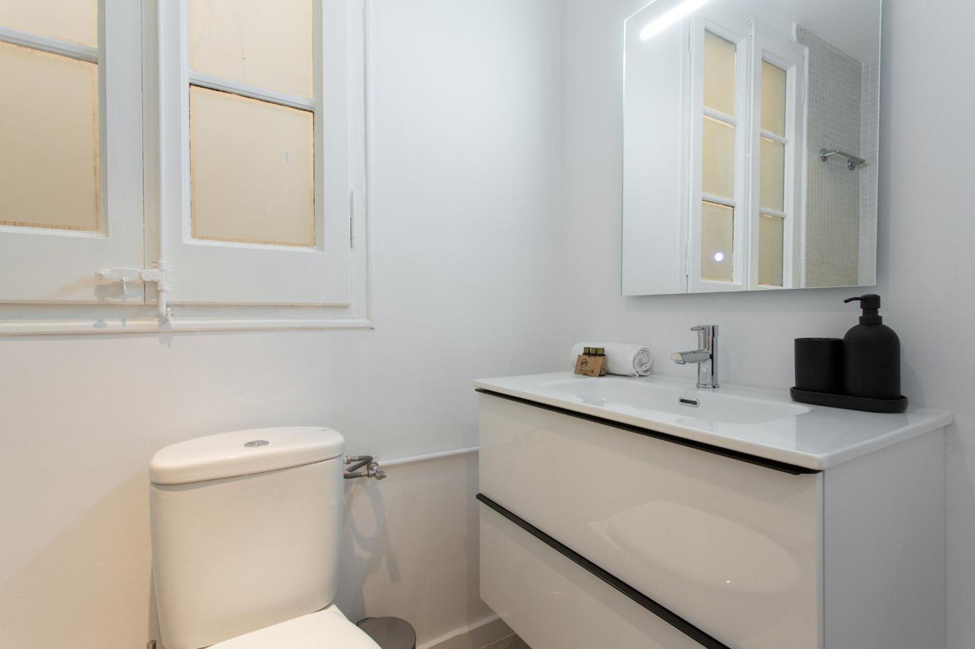 Apartamento 11crc1037 Newly Decorated Near Sants Station
