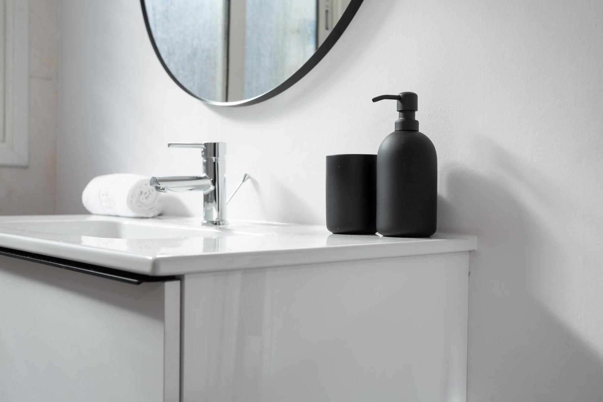 Apartamento 11crc1037 Newly Decorated Near Sants Station *