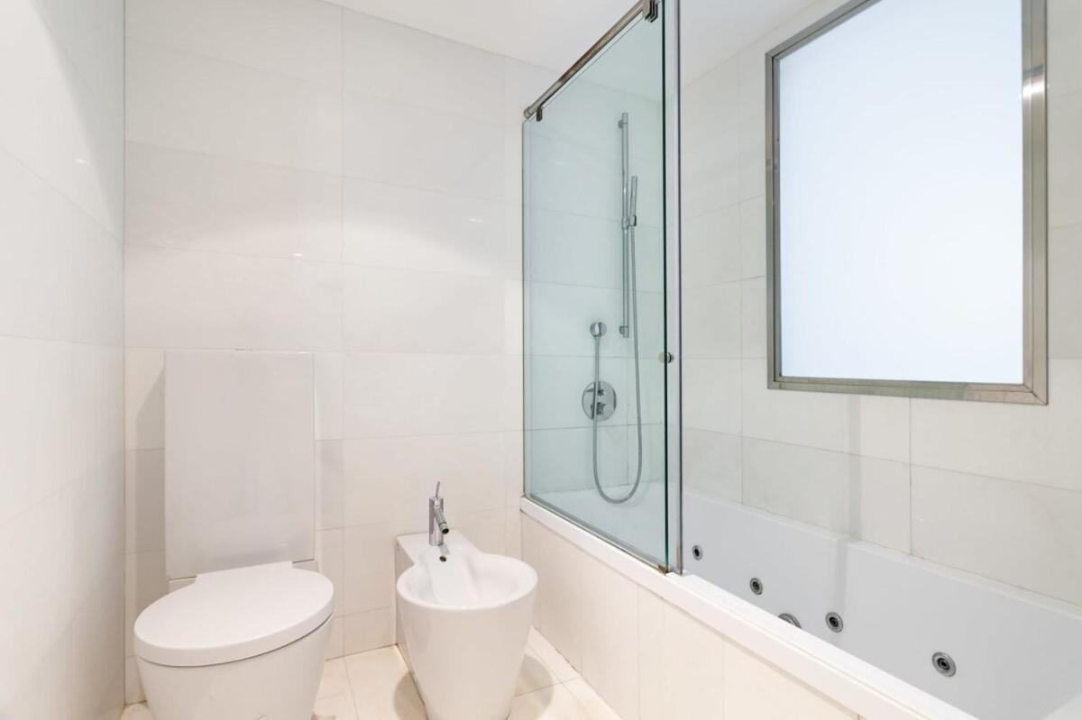 Placa Catalunya Luxurious 2bedroom With Balcony Barcelona