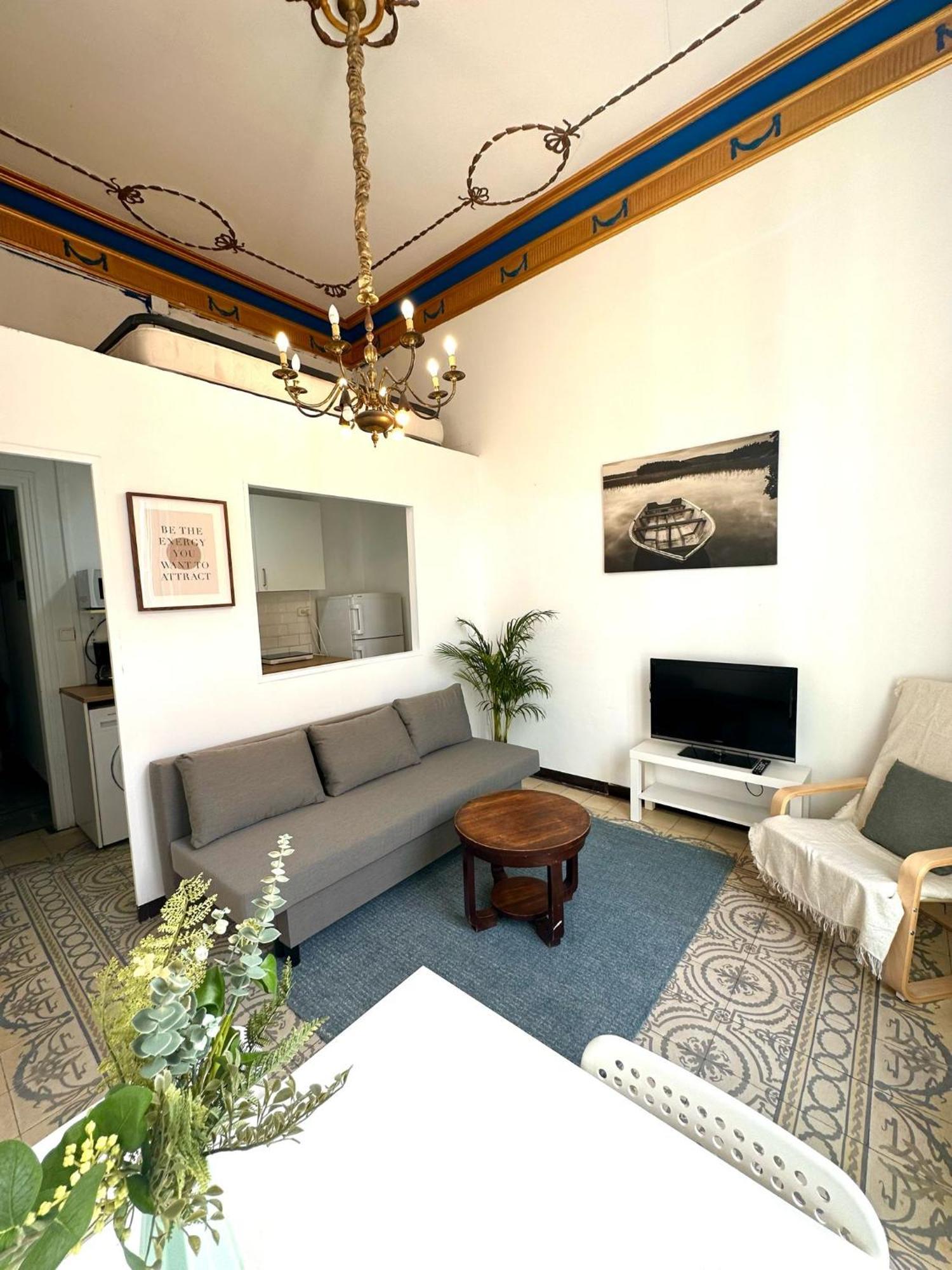 Barcelona Central Apartments