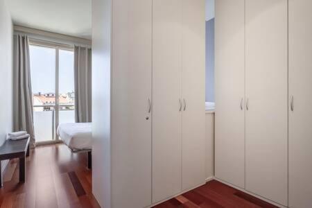 Wonderful 2-bd With Balcony Plaza Cataluña Apartamento Barcelona