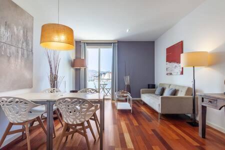 Apartamento Wonderful 2-bd With Balcony Plaza Cataluña