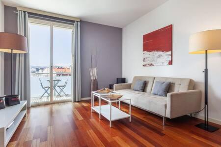 Wonderful 2-bd With Balcony Plaza Cataluña Apartamento