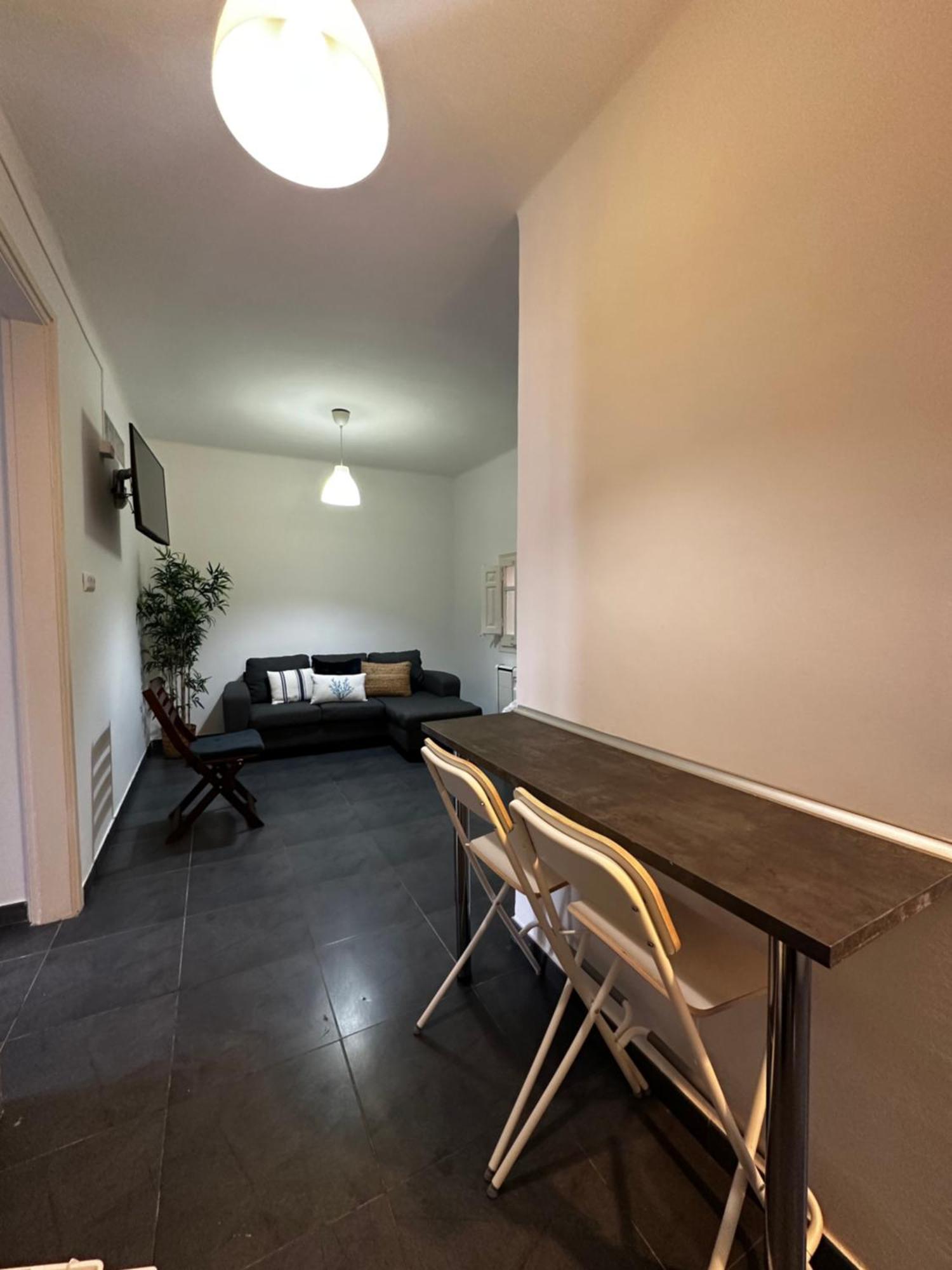 Near Ramblas - Only For Over 32 Days Apartamento *