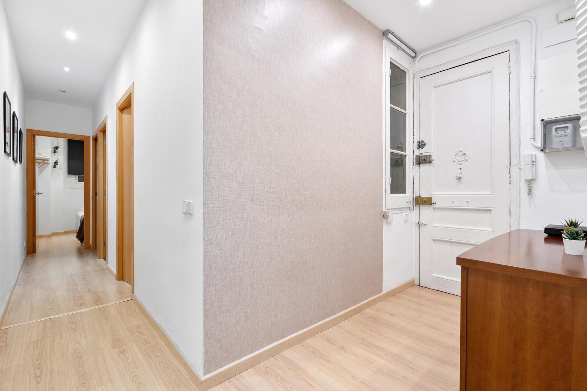 Recently Renovated 2 Bedroom In Eixample Apartamento Barcelona
