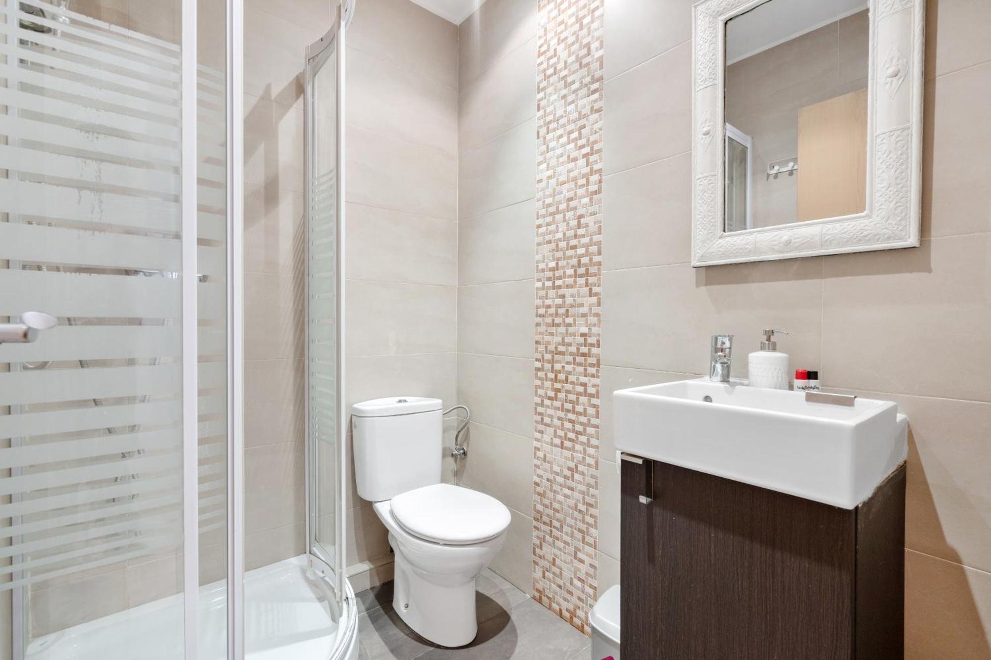 Recently Renovated 2 Bedroom In Eixample *
