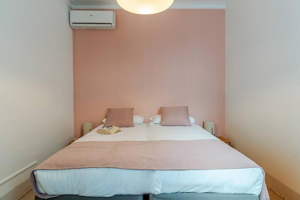 Canela Homes Fontana Apartment Barcelona