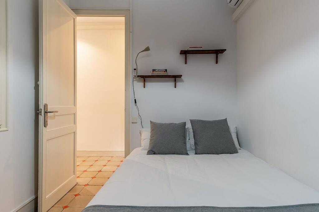 Canela Homes Fontana Apartment Barcelona