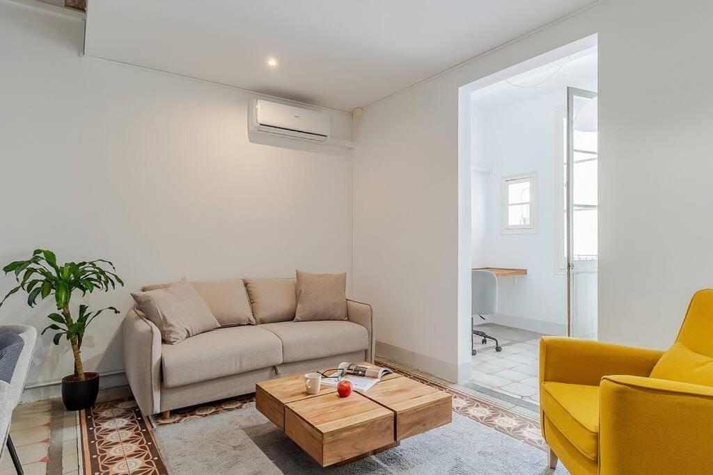 Canela Homes Fontana Apartment Barcelona