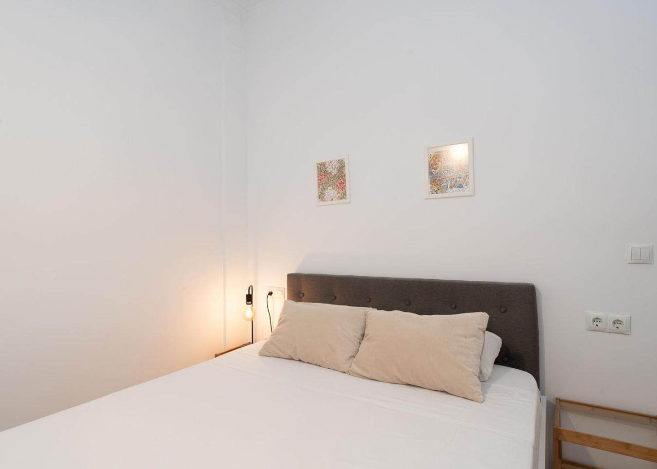 Bright And Cozy Flat In The Heart Of The * Barcelona